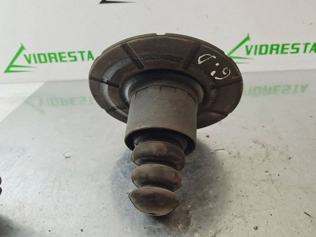 Rear coil spring rubber mount – Mercedes-Benz Vito Viano W447 (2014-)