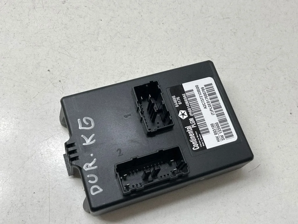 Tailgate/trunk control unit/module 68140669AE