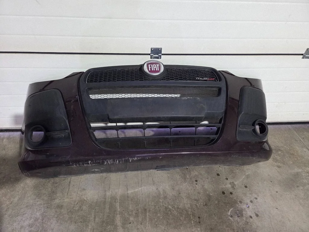 Front bumper 735461211