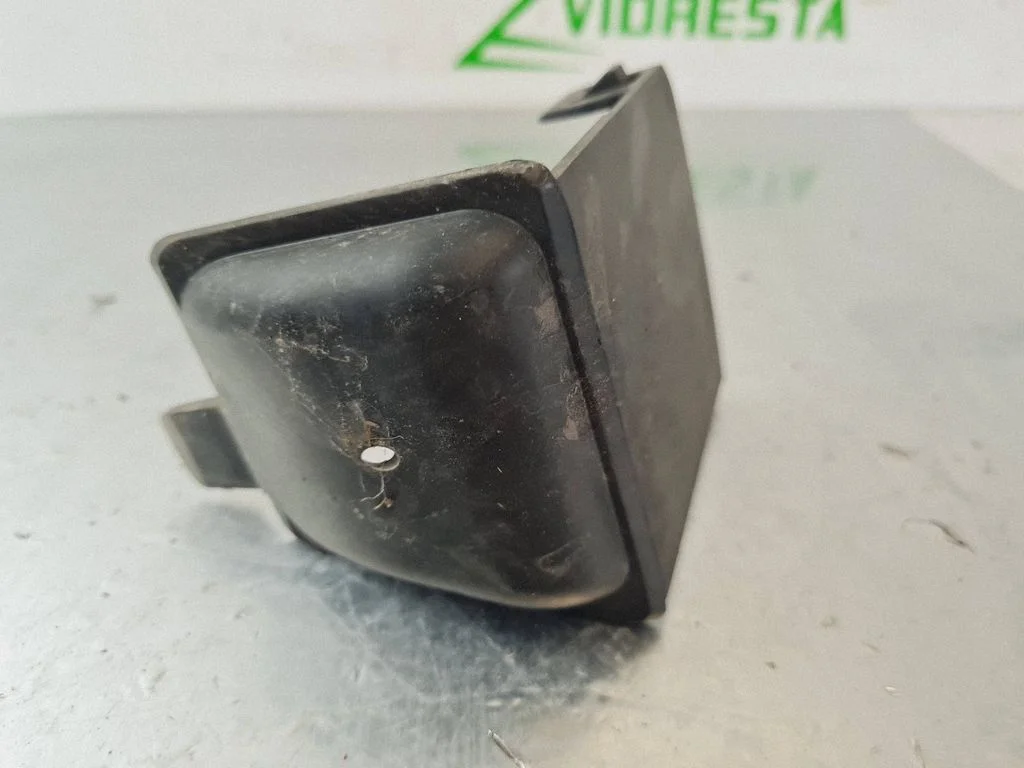 Apakšējās restes (trīs daļu) AA37938032