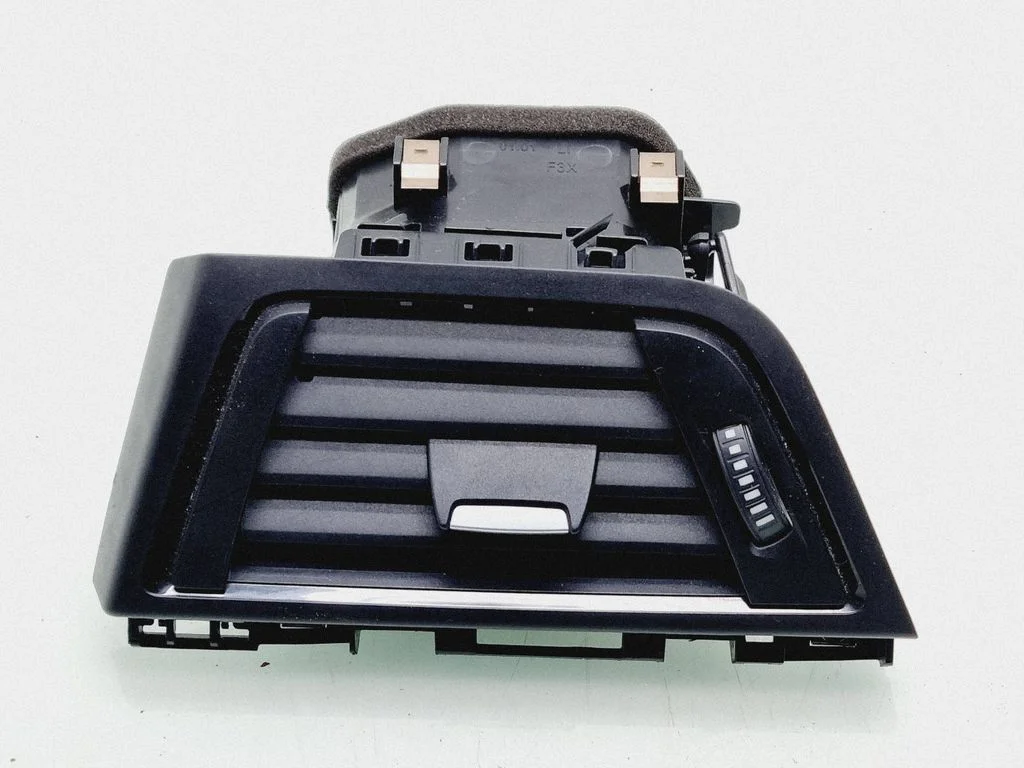 Sānu gaisa restītes – BMW 3. sērija F30 F35 F31 (2012-2018)
