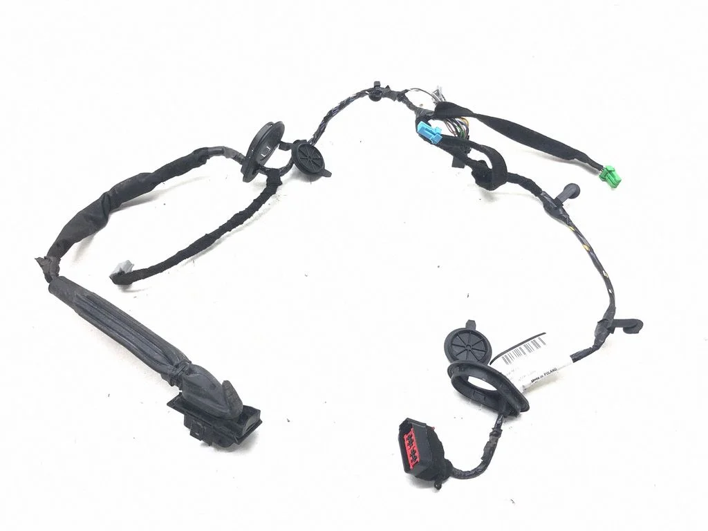 Esiukse juhtmestik – Volvo S40 (2008-2012)
