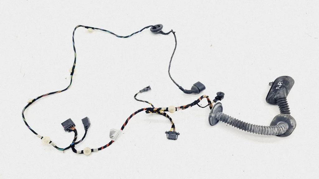 Front door wiring loom – Volkswagen Touareg I (2002-2010)