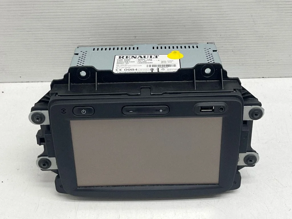 Radio/CD/DVD/GPS head unit 281153129R – Renault Captur (2013-2020)