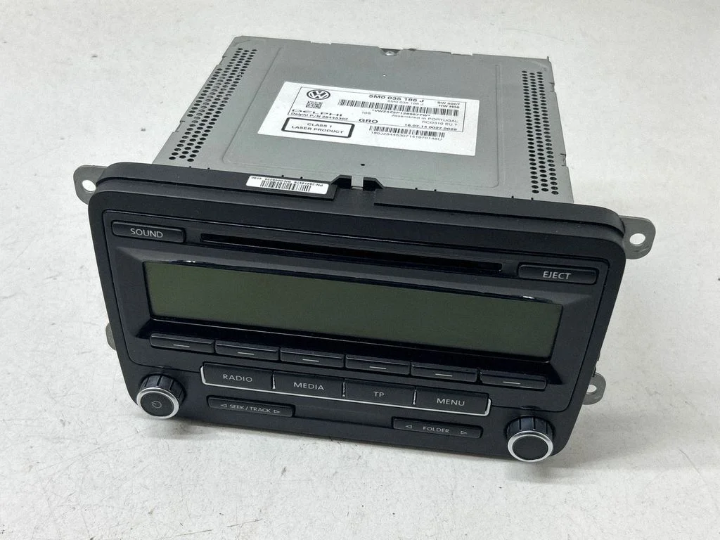 Radio/CD/DVD/GPS head unit 5M0035186J