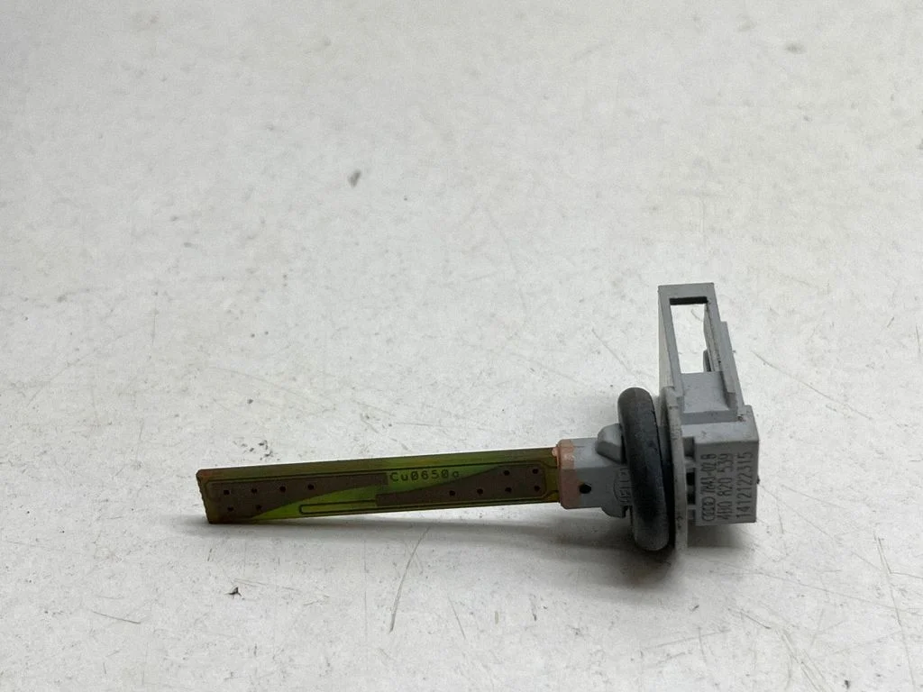 Salona temperatūras sensors 4B0820539