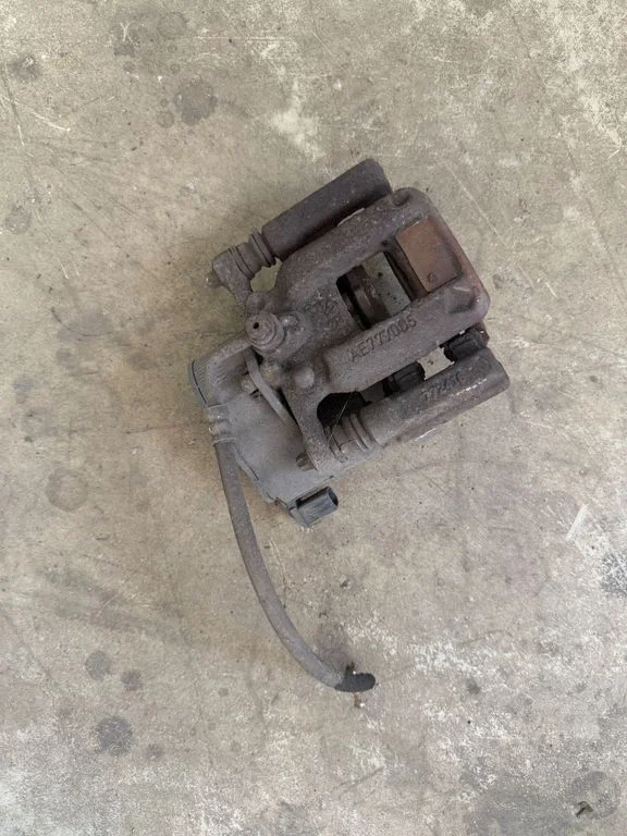 Rear brake caliper – Opel Grandland X (2017-2024)
