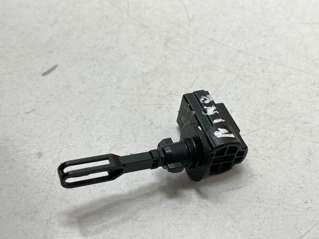 Salona temperatūras sensors