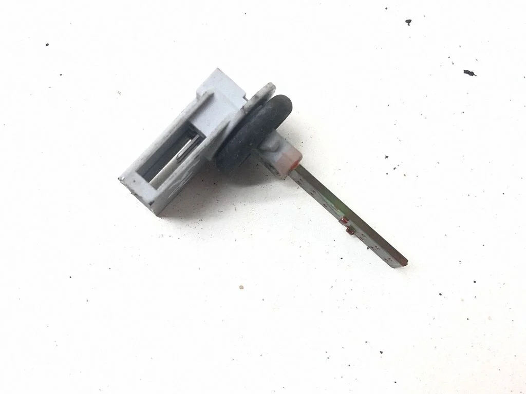 Salongi temperatuuri andur 3D0907543A
