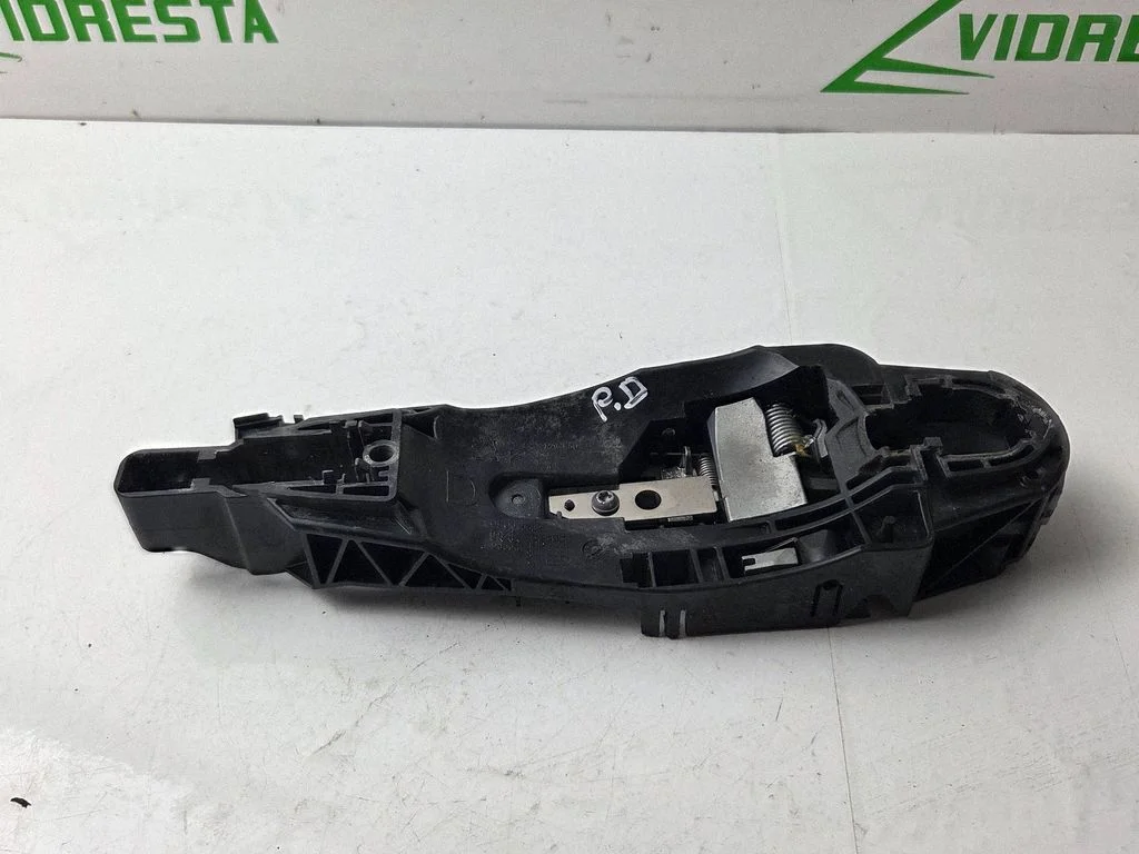 Front door exterior handle GEC016532