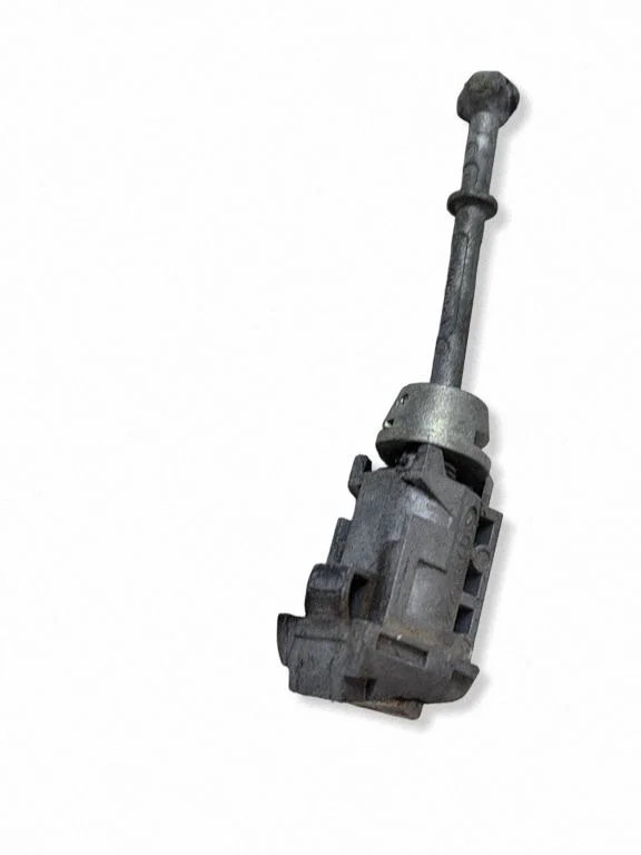Front door lock (next to the handle) – Opel Crossland X (2017-)