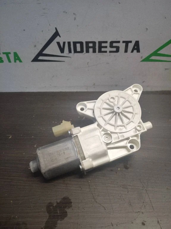Rear door window regulator motor – Chrysler Grand Voyager V (2007-2015)