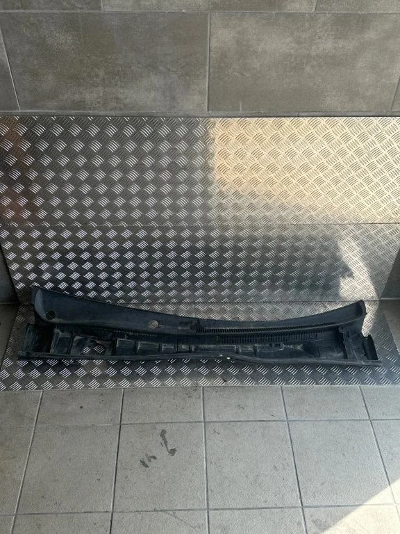 Wiper trim – Toyota Avensis T270 (2015-2018)