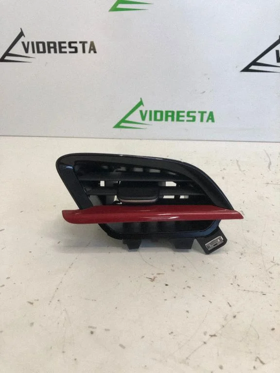 Dashboard side air vent grill/cover trim – Opel Corsa F (2019-)
