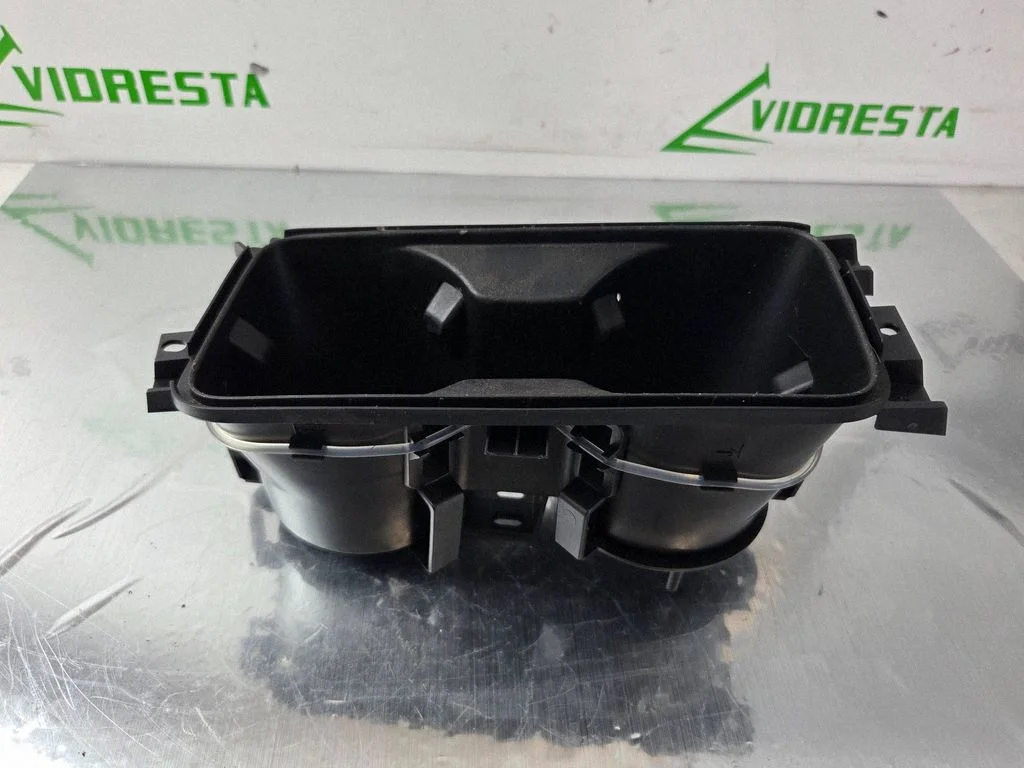 Cup holder front KT1BV045P28A