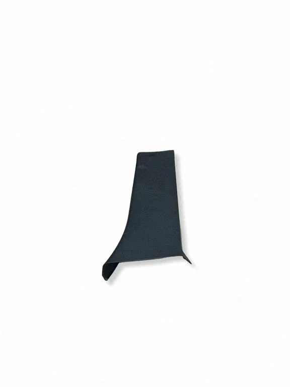 (B) pillar trim (bottom) 9816567577