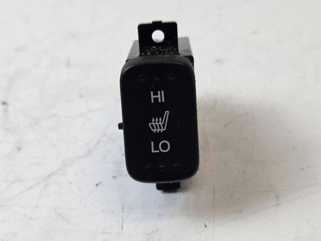 Seat heating switch – Honda CR-V (2013-2016)