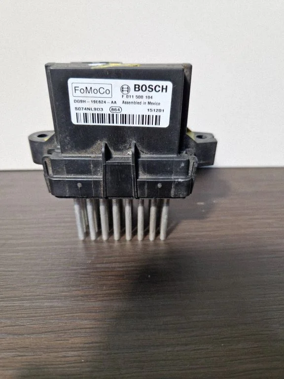 Heater blower fan relay – Ford Fusion II (2013-)
