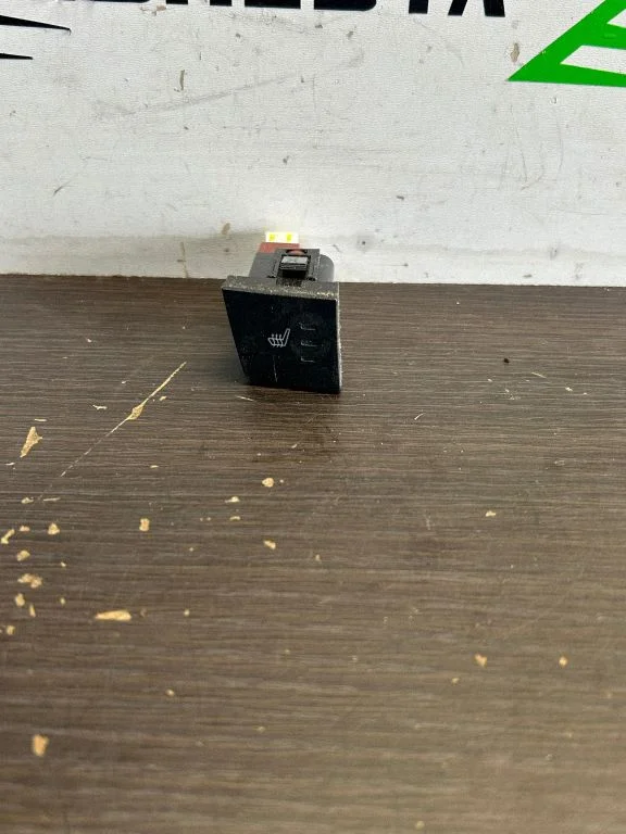 Seat heating switch 20785534