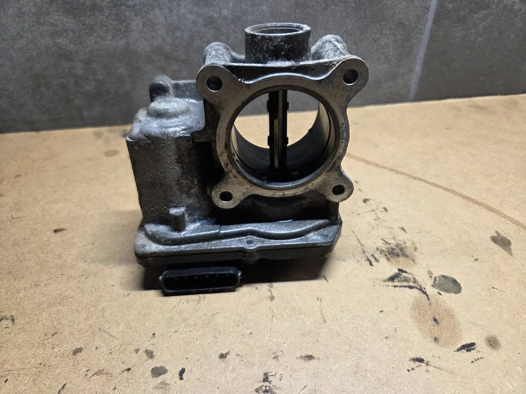 Throttle valve – Honda CR-V (2013-2016)