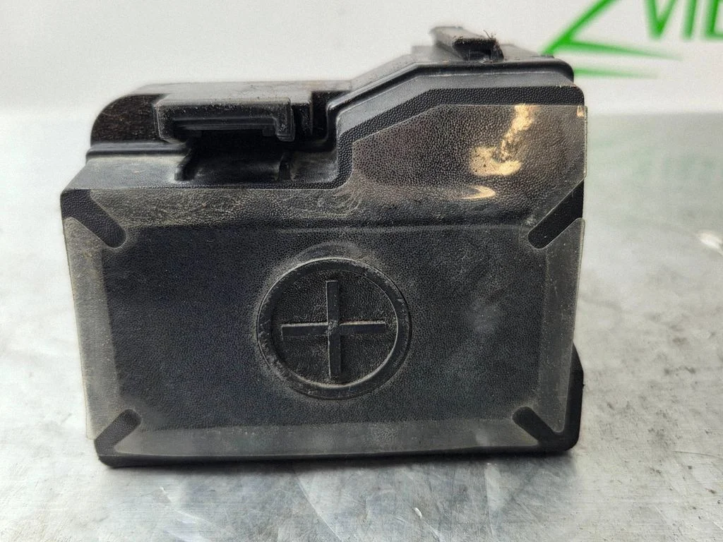 Positive cable (battery) 91975T7100