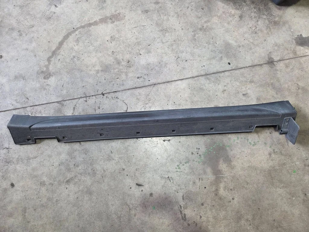 Sill 87753D7000