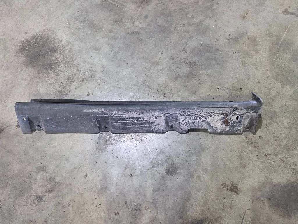 Sill DT11R10258A