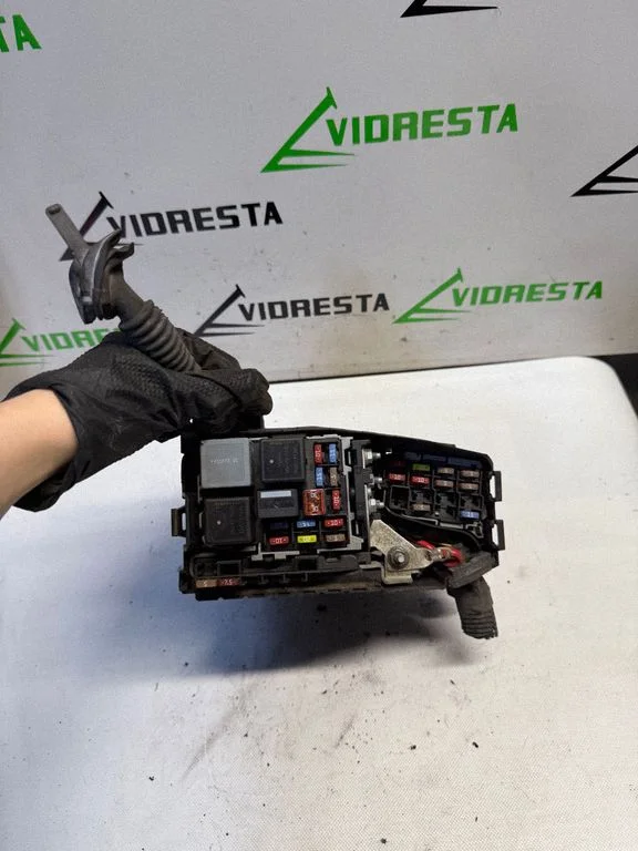 Drošinātāju kārba (komplekts) 31328191