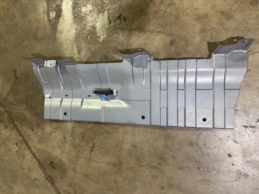 Battery tray heat shield – Nissan Leaf I (ZE0) (2010-2017)