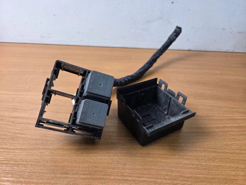 Drošinātāju bloks 2S6T14A076B