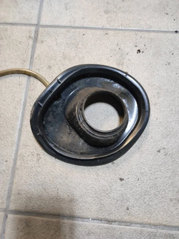 Fuel tank cap trim – Audi A4 Allroad B8 (2008-2016)
