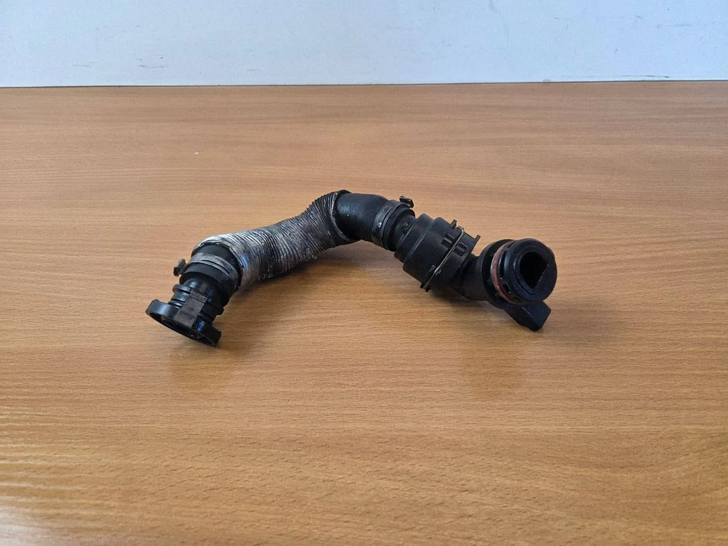 Breather/breather pipe/hose – Ford Focus (2018-)