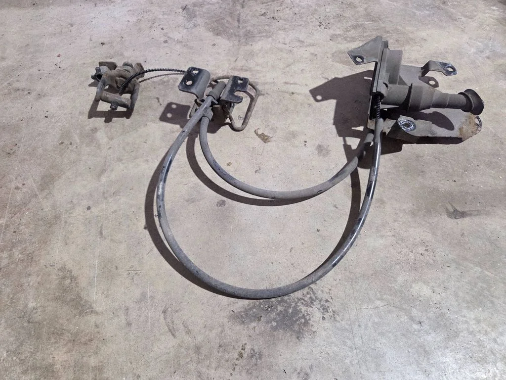 Spare wheel mounting bracket – Fiat Doblo (2010-2022)