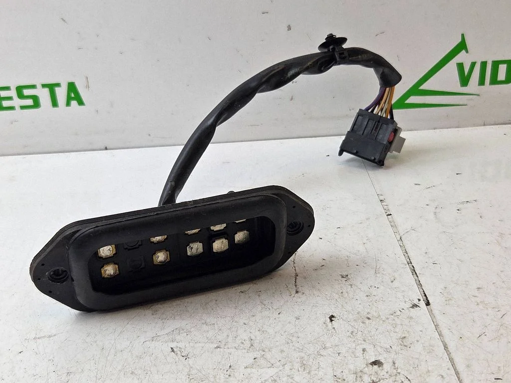 Styk drzwi przesuwnych – Fiat Doblo (2010-2022)