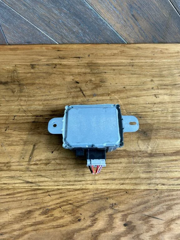 GPS navigation control unit/module 13384291
