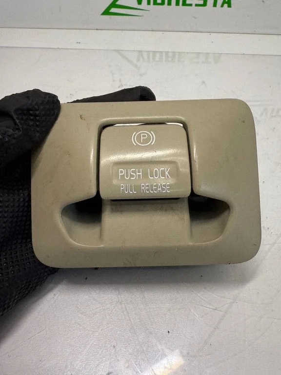 Hand parking brake switch – Volvo XC60 (2009-2013)