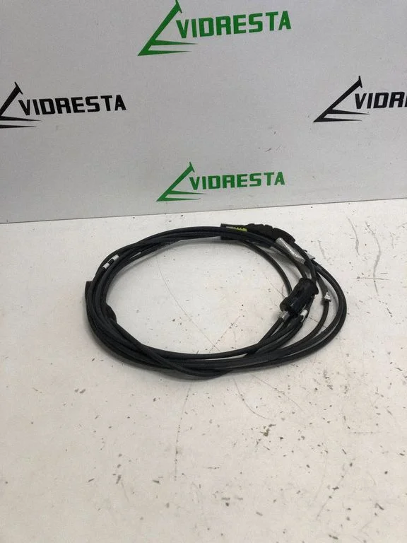 Fuel cap flap release cable – Honda CR-V (2013-2016)