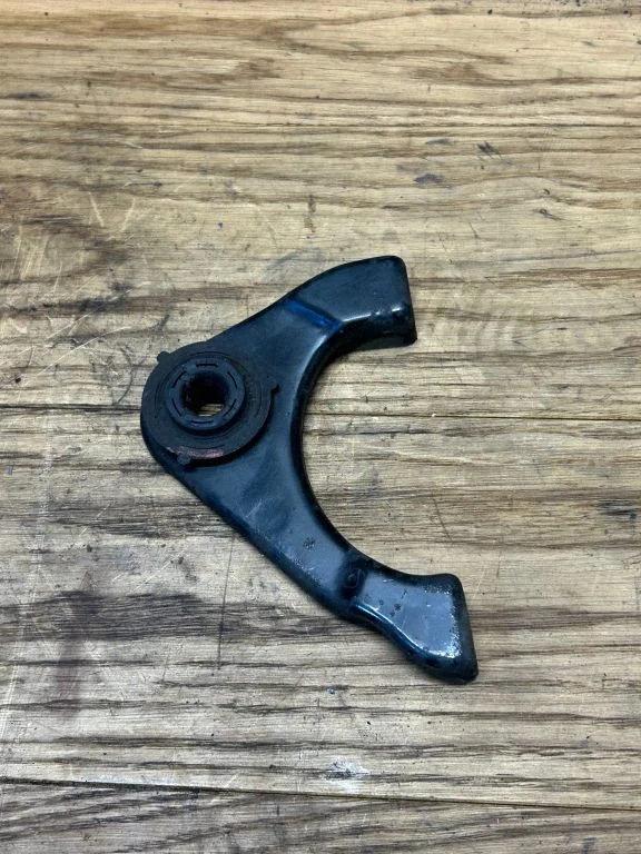Intercooler pipe mounting bracket – KIA Sportage (2011-2016)