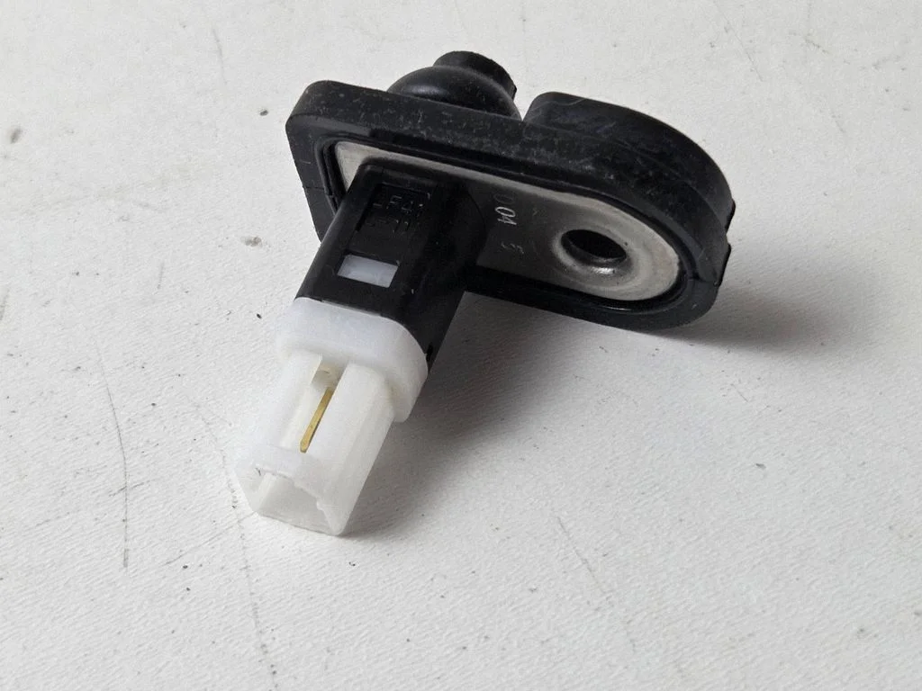 Rear door sensor – Hyundai i20 (BC3 BI3) (2020-)