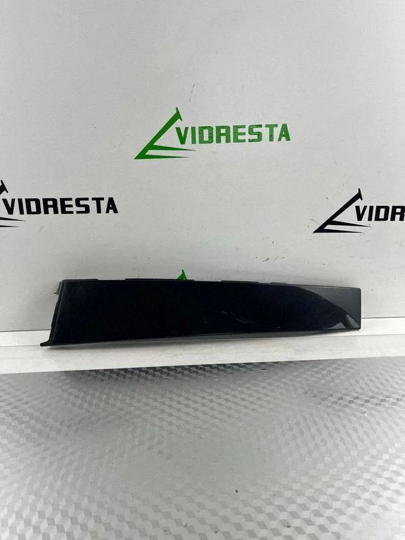 Listwa szyby drzwi tylnych JX7BA254A40