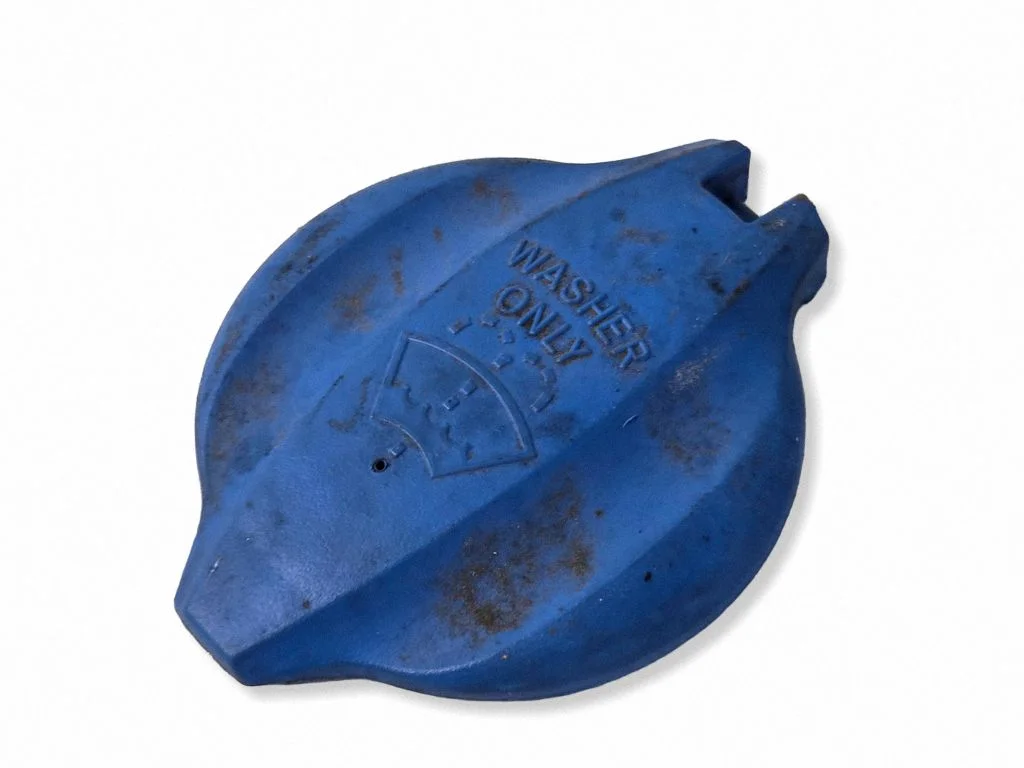Window washer liquid tank fill tube
