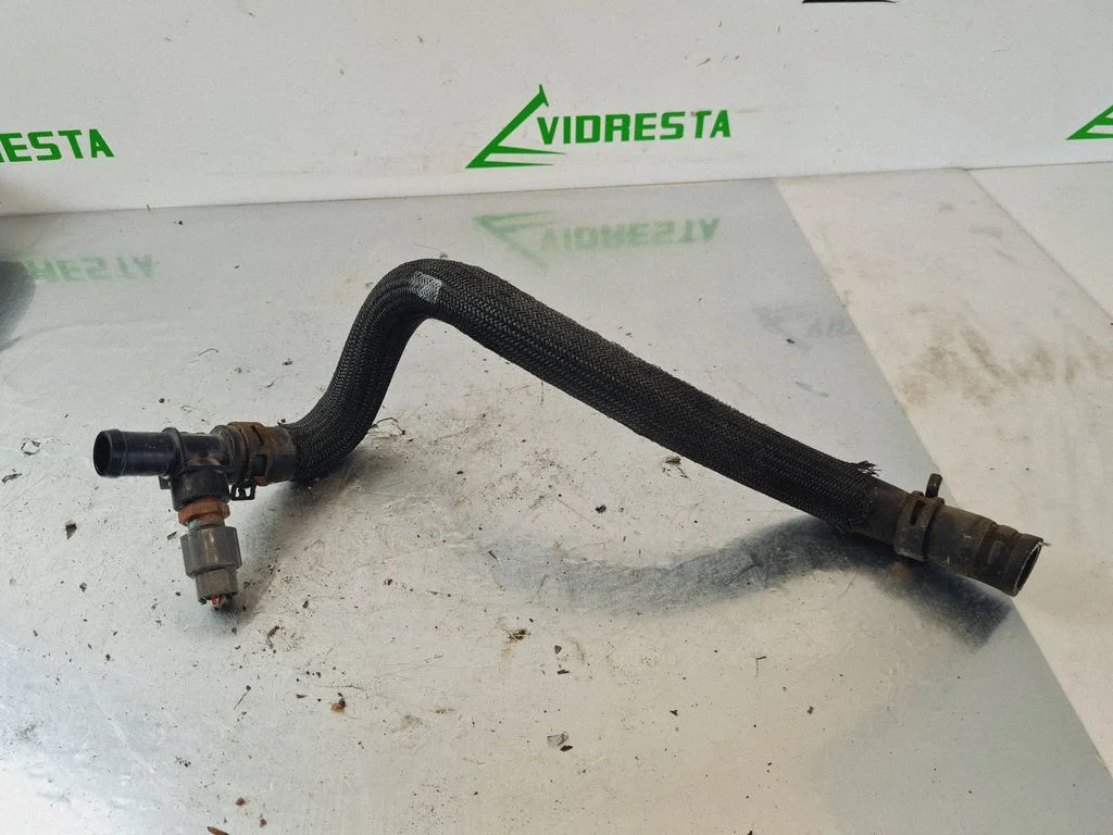 Electric car engine cooling hoses/pipes – Nissan Leaf I (ZE0) (2010-2017)