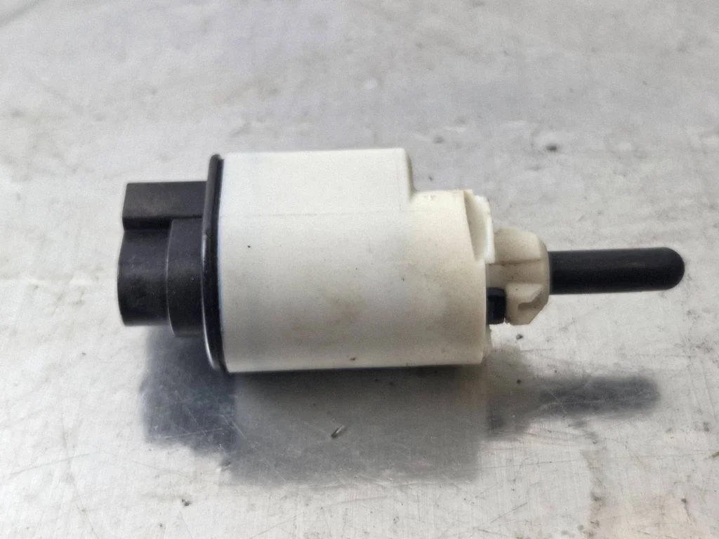 Brake pedal sensor switch 9813503180
