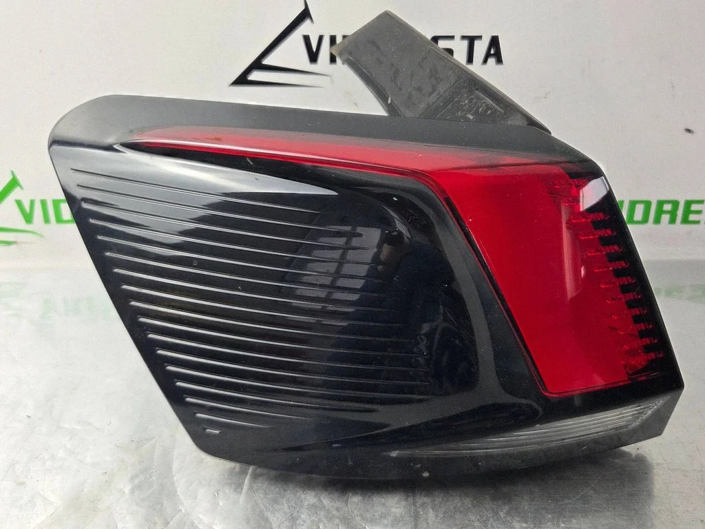 Rear/tail lights – Peugeot 3008 II (2016-2023)