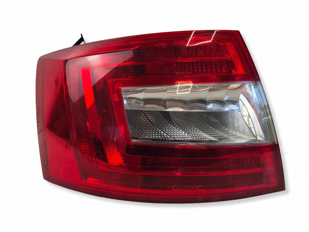 Lampa tylna w błotniku 18414001