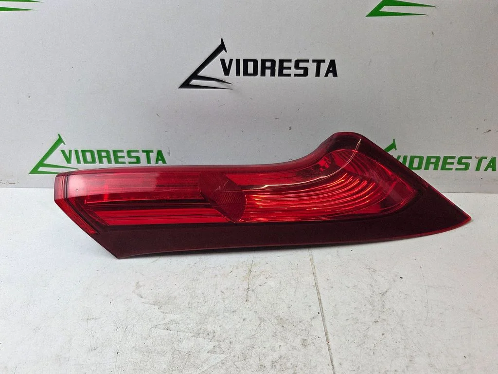 Rear/tail lights – Honda CR-V (2013-2016)
