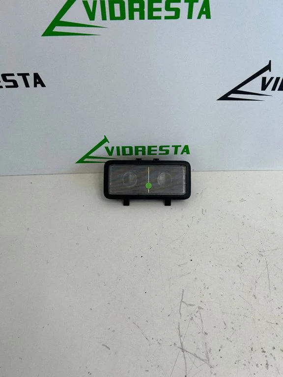 Aizmugurējo sēdvietu apgaismojuma lukturis JX7B13K767A