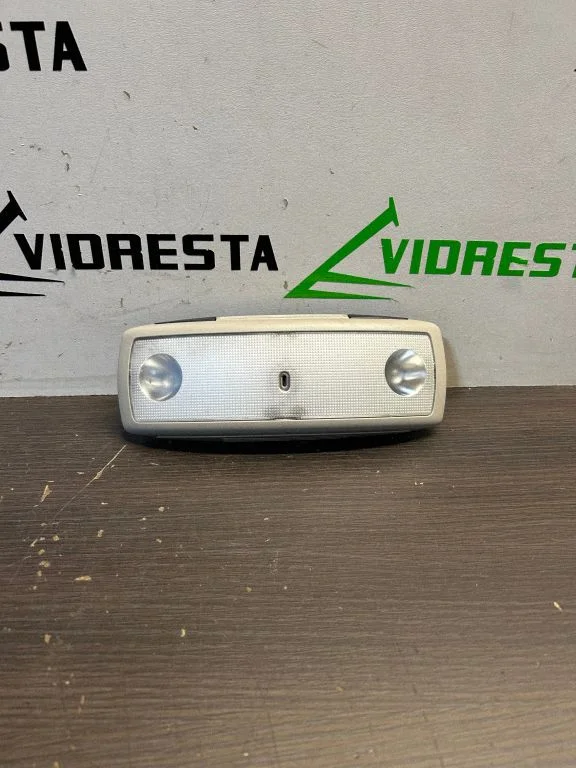 Tagaistmete valgustustuli – Volvo S60 (2011-2013)