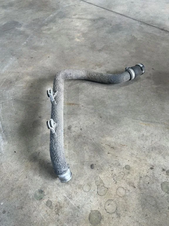 Intercooler hose/pipe