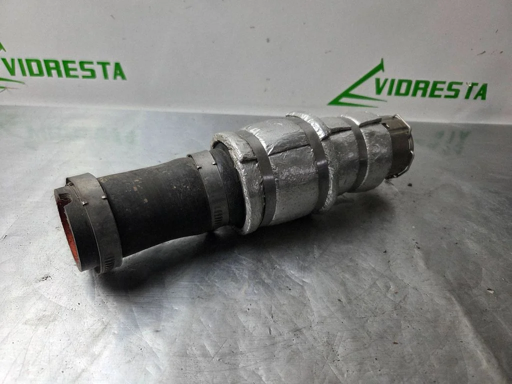 Vahejahuti voolik (-ud)/ toru (-d) – Hyundai i20 (BC3 BI3) (2020-)